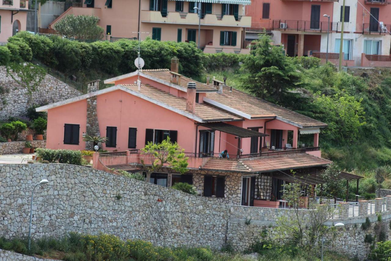 Struttura Turistica Villa Calamita Каполивери Екстериор снимка