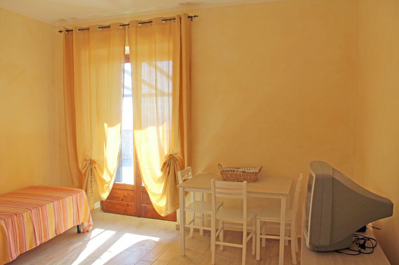 Struttura Turistica Villa Calamita Каполивери Екстериор снимка